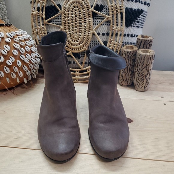 ECCO Sculptured Folded Ankle Boot Booties Brown Leather Zip Women's 10- 10.5/41 - Picture 2 of 16